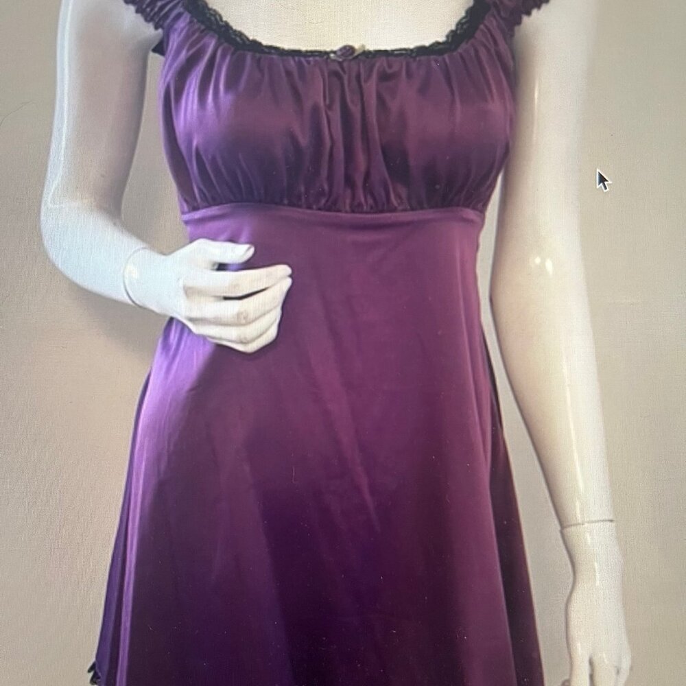 Delias x Dolls Kill Purple Satin Puff Sleeve Babydoll Mini Dress Black Lace Trim - Picture 4 of 7